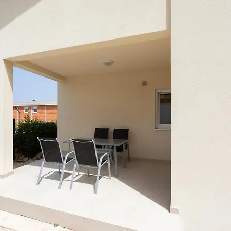 Apartment Atena Zaton Nin